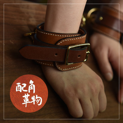 配角革物 手扣 及 十字扣 CUFFS & HOG-TIE CONNECTOR